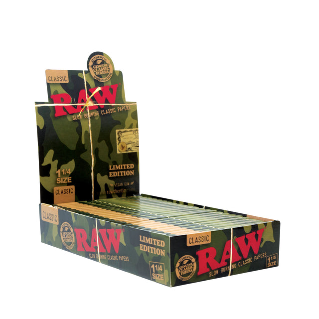 RAW Camo 1 ¼ Size Rolling Papers – 24ct